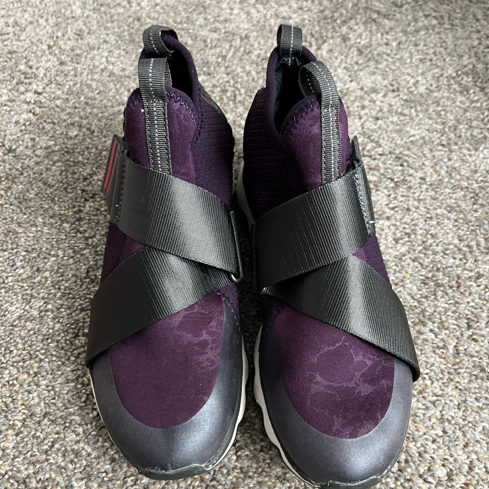 Sorel High Tops Size 7, great for snow, EUC